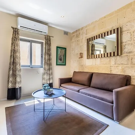 Bastions Seafront house *