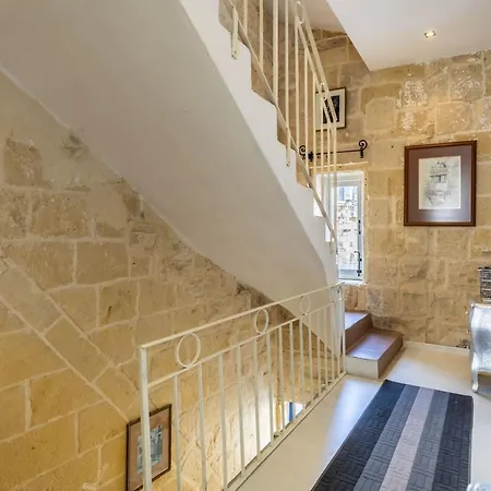 Bastions Seafront house Holiday home