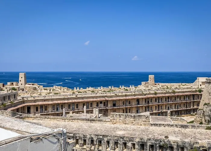 Bastions Seafront house Valletta